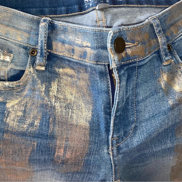 SOHO New York & Co Boyfriend Gold Foiled Front of jeans with frayed hem.Gorgeous - Picture 2 of 8